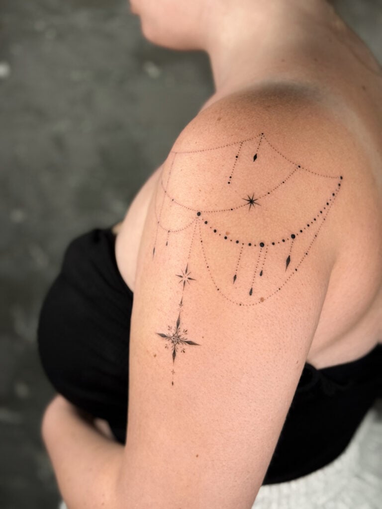 Fine Line Tattoos: Pros, Cons and How Long They Really Last